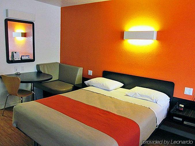 Motel 6-Edinburg, Tx エクステリア 写真