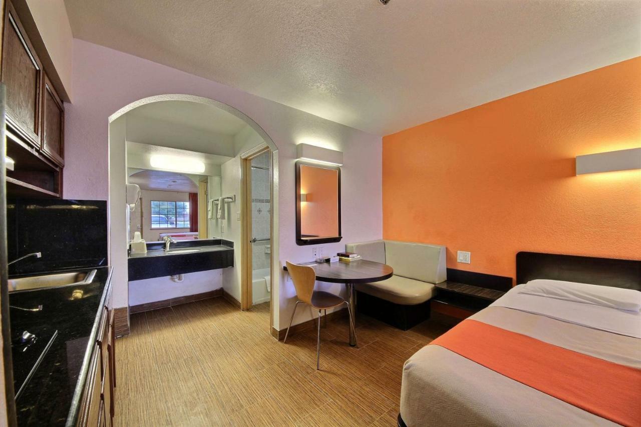 Motel 6-Edinburg, Tx エクステリア 写真