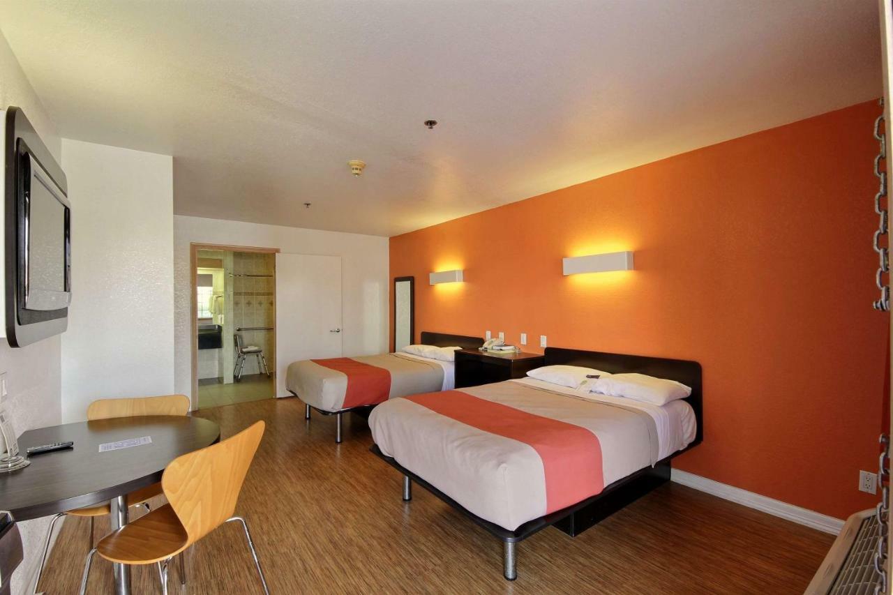 Motel 6-Edinburg, Tx エクステリア 写真
